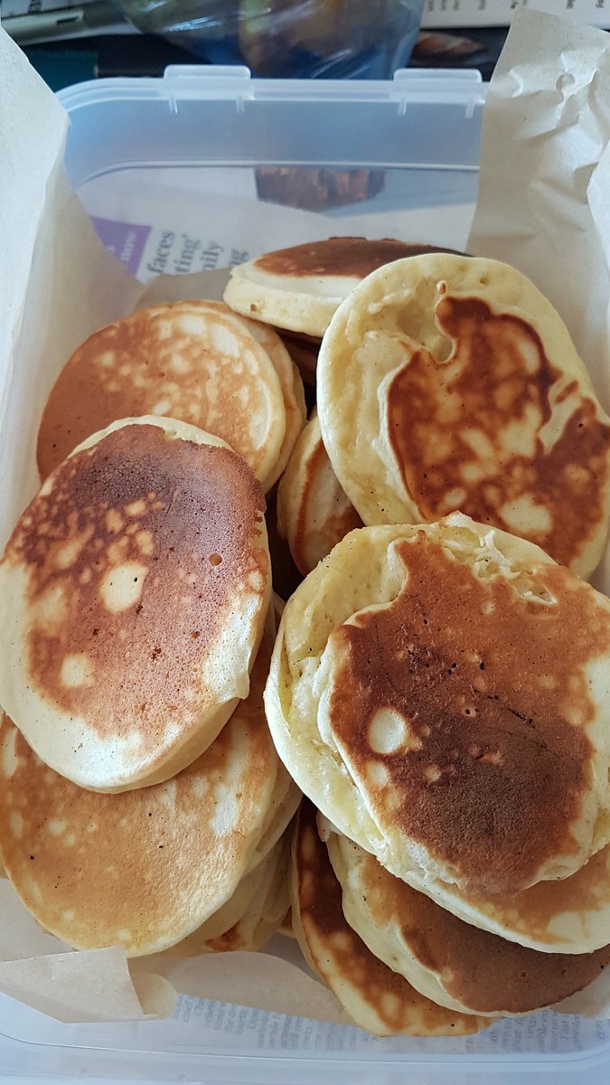 lizziemackburn's tweet photo. I am so proud of our #Southrepps team of #northnorfolkbakers who are baking for the #nhs #nnuh. Our age range is 11 to 97 collected Tuesday and Friday by @TFWFineWines big thank you. https://t.co/DD6DZAN7UE