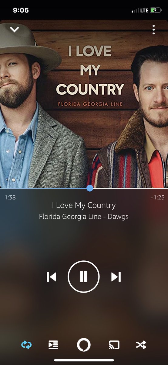CoraMurphy8's tweet photo. #awesome #flagaline #bestmusic https://t.co/WmvU0OTu3C