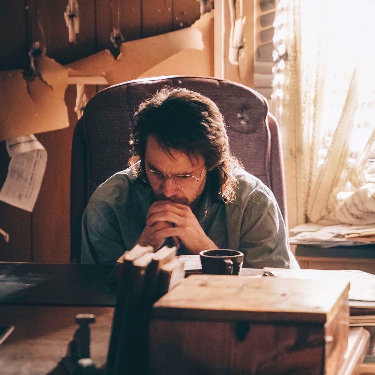 YourdailyKitsch's tweet photo. For those who missed the opportunity to watch Waco or just want to rewatch, it was added to Netflix today! A Taylor performance you should definitely check out. #taylorkitsch #waco #wacountold #davidkoresh #melissabenoist https://t.co/zVPpdr7UXK