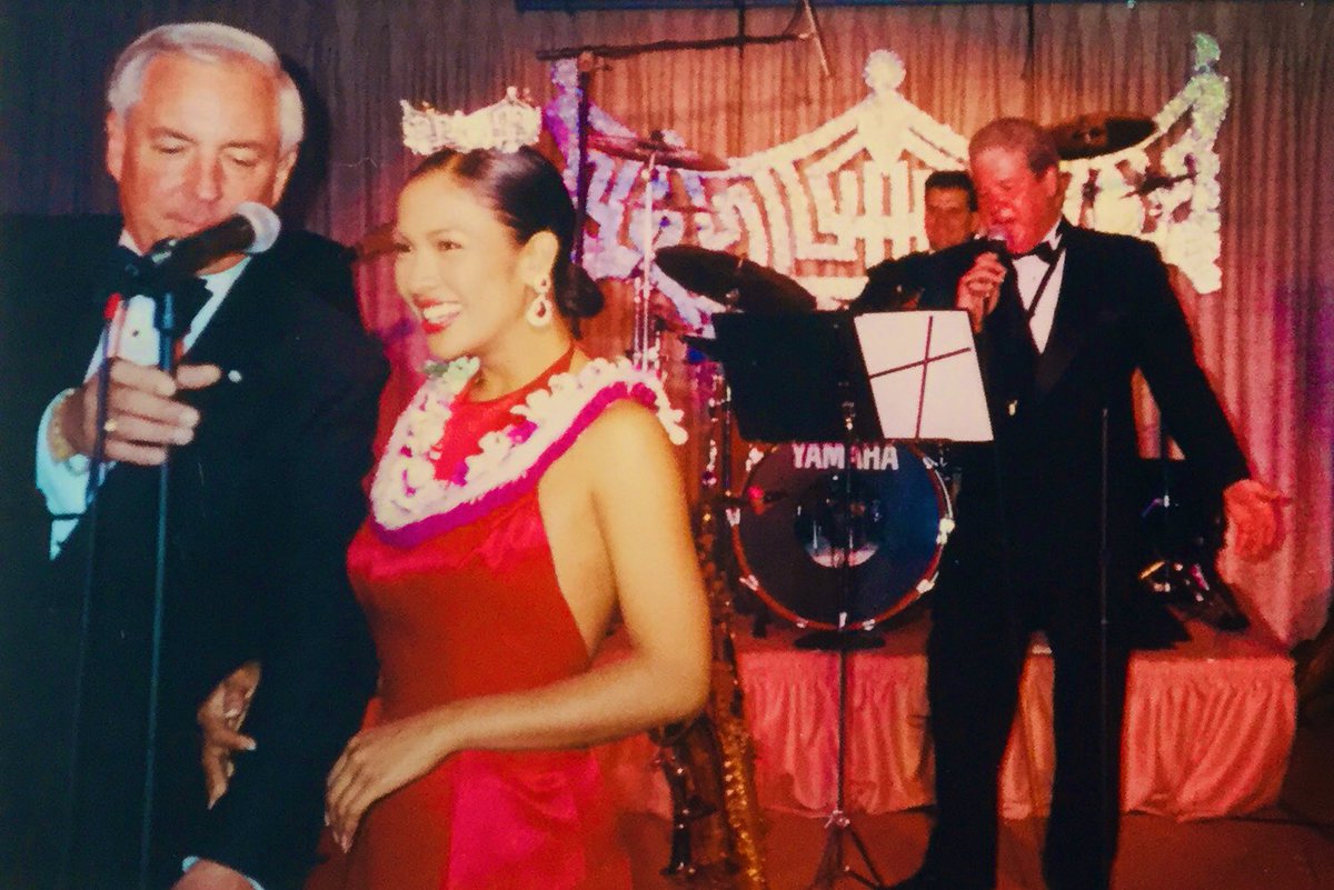 TommyBayiokos's tweet photo. As drummer at the Miss America Pageant for ABC, - winner from the state of Hawaii Angelica Baraquio😍🎼🎬. #BertParks #AngelicaBaraquio #MissAmerica #TommyBayiokos #TBay #DrummerActor https://t.co/QadVZ34WLl