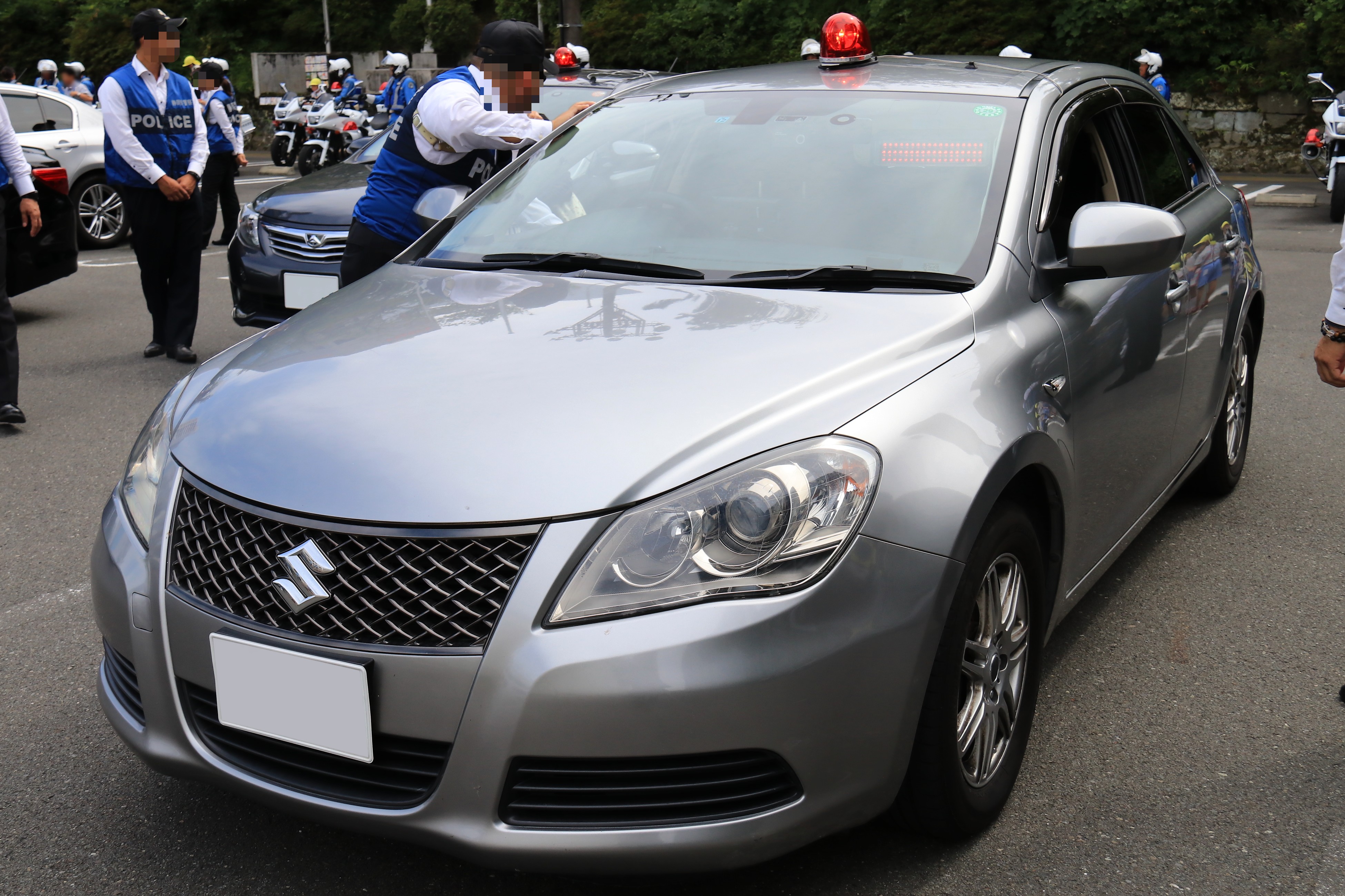 ヱ 在 Twitter 上 静岡県警察 機動捜査隊 キザシ捜査用車 T Co R8a8t8sa1k Twitter