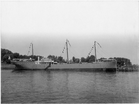 💡#SPEtrivia Thursday ///
In 1878, the first successful oil tanker named the Zoroaster, and designed by Ludvig Nobel of Sweden, was introduced.