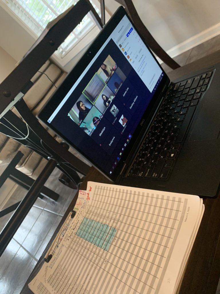 LameratoMrs's tweet photo. My Zooms were pretty well attended today...I saw 32 students!! #abbott2020
#WBintheCloud #kitchenclassroom @LameratoMrs https://t.co/NugDEK6Mwg