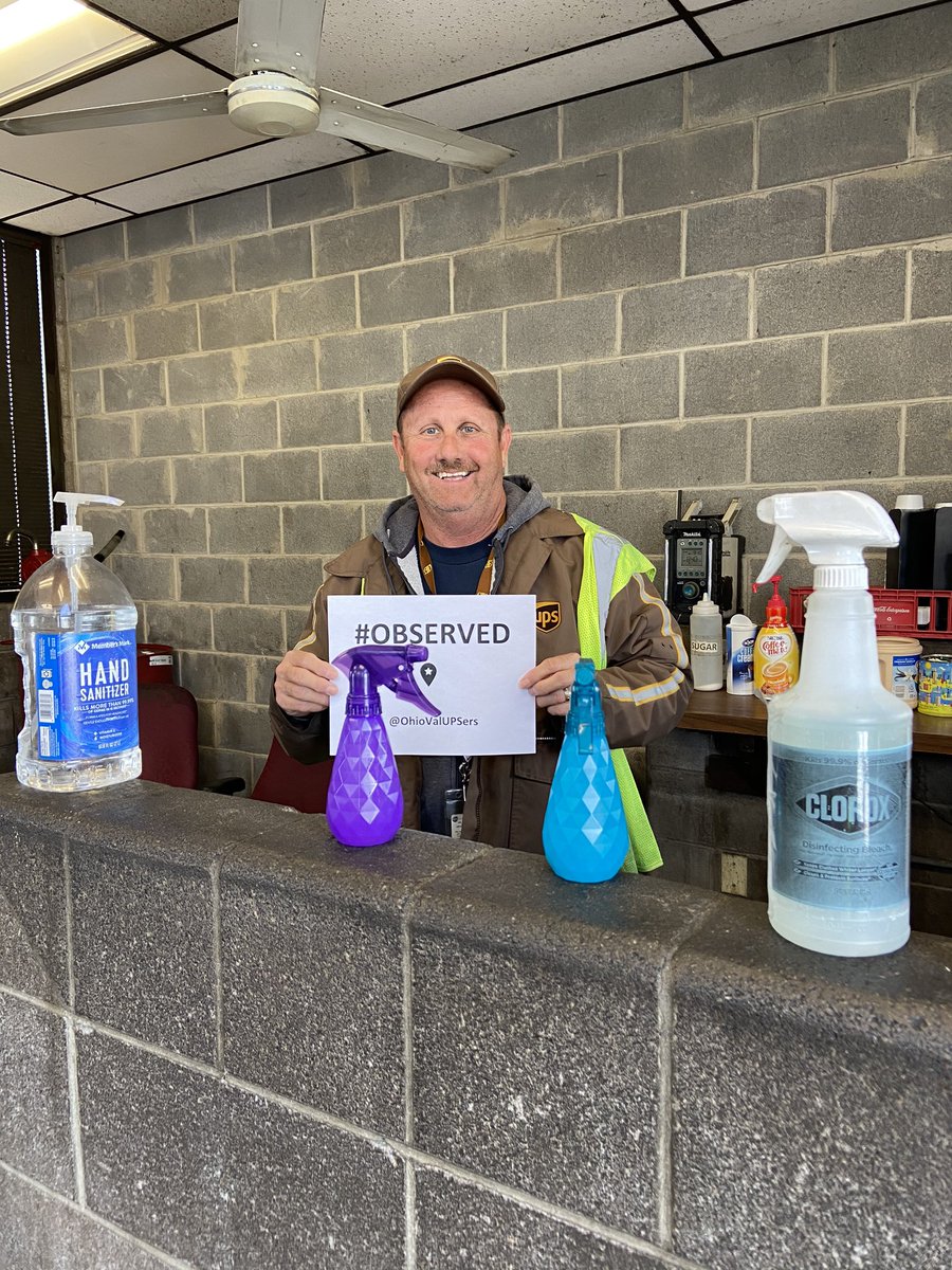 Stop by the fuel and wash shack for all your hand sanitizing needs #observed <a href="/OhioValUPSers/">Ohio Valley UPSers</a> <a href="/RickGaffneyJr/">Rick Gaffney</a> <a href="/joeboyleups/">Joe Boyle</a> <a href="/kirksenn/">KJSenn</a> #staysafe #EssentialWorkers #cleanhands