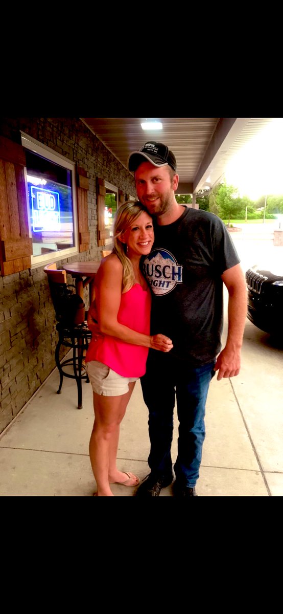 melmelgassner's tweet photo. Saturday, April 18th, was going to be our wedding day, we plan on going on a Mule ride and celebrate being together with drinking some Busch Light! Then get back to being a #nurse and fighting this virus #BuschWeddingGift #Sweepstakes 🙏🏻🍻 https://t.co/R1gAP4e2YL