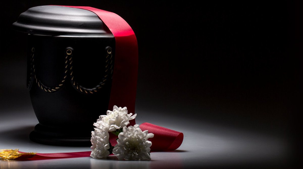 Saiba as orientações do Ministério da Saúde e da ANVISA, para os casos de falecimento de cidadãos brasileiros no exterior, em consequência do coronavírus. Consulte o Consulado do Brasil, no local do falecimento, para as instruções específicas. bit.ly/2RJuvvU