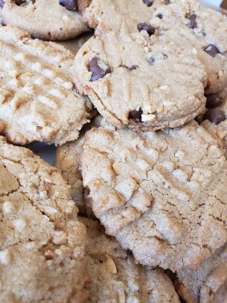 No. 3 on the list: Peanutbutter cookies (no flour required!)