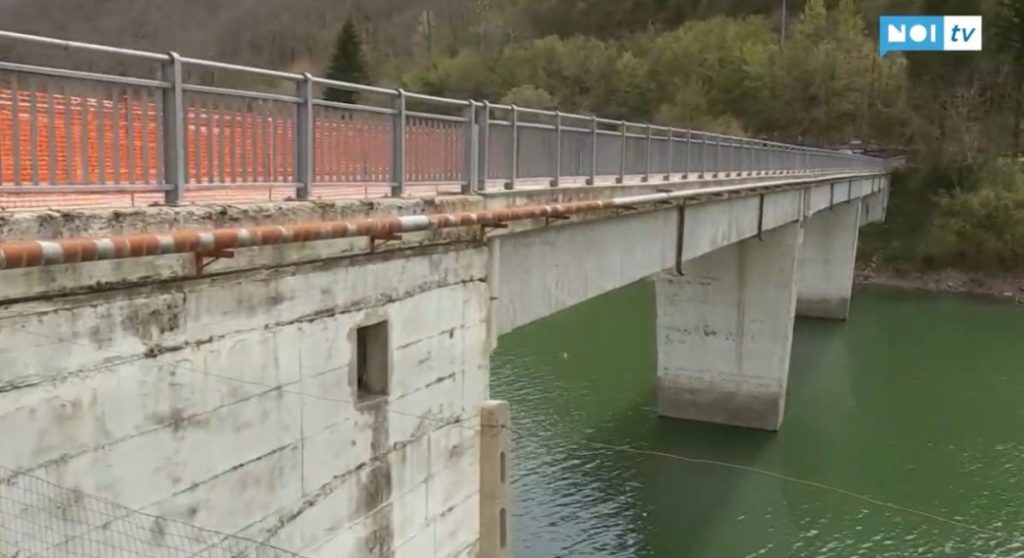 GiornaleBarga's tweet image. Sopralluogo della Provincia sul ponte Morandi di Vagli #vagli #pontemorandi #pontedellatambura giornaledibarga.it/2020/04/sopral…