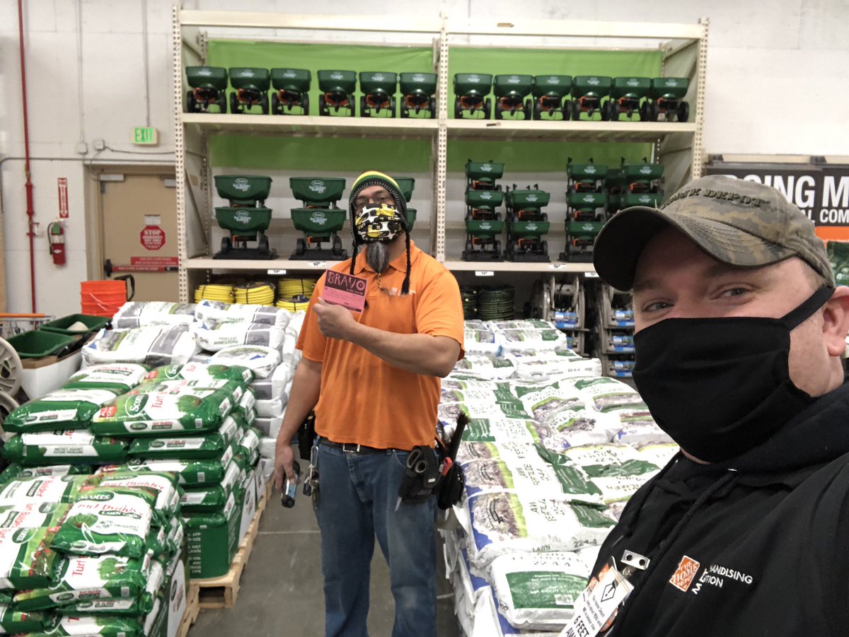 8940METSTEVE's tweet photo. #oneteam BOPIS STORE 8940 MET https://t.co/kSh0hz4pZX