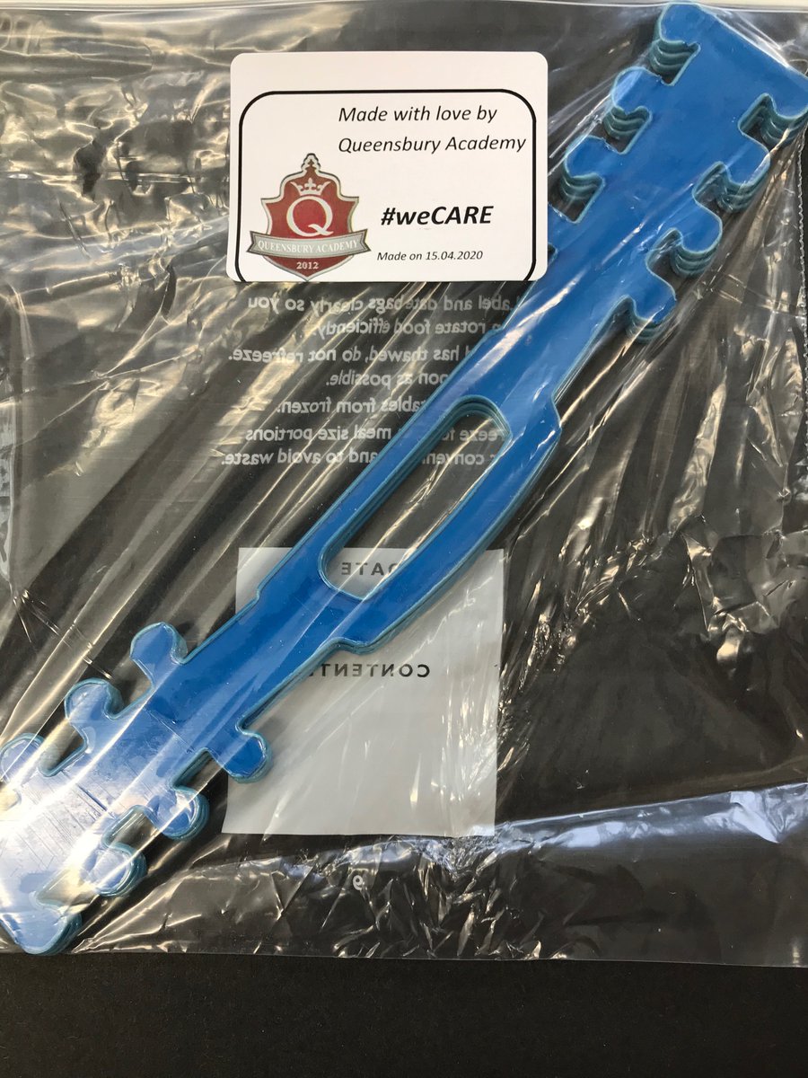 design_qb's tweet image. Amazing piece of product design by Canadian Boy Scout Quinn Callander. Teachers all over the UK are now making these for our NHS workers #DT #problemsolving #reallifeproblems #thinkoutsidethebox
