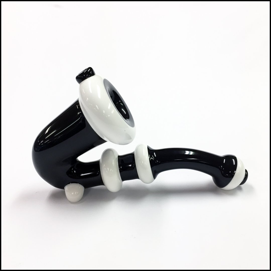 JsSmokin's tweet photo. https://t.co/X8GQBFhU0E
Custom Fashion Heady Sherlock Pipe
#StonerFam #IAmCannabis
#Heady #Custom #Sherlock
#TorcherGlass #GlassLife
#EverythingForYourSmokinLifestyle
🖤 https://t.co/0VjYIuW4O6