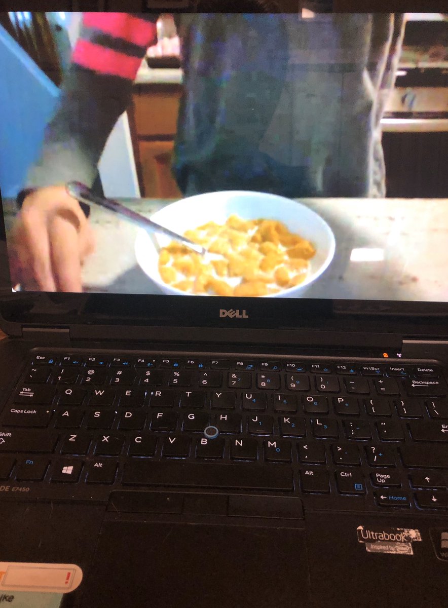 AliElfessiD54's tweet photo. Virtual Science lesson task day! Students had fun finding household items and explaining why they were either mixtures or solutions. So fun!! 🧪🧬#54StepsUp #ILSchoolsStepUp #BetterTogether https://t.co/MJvOzvRVOE