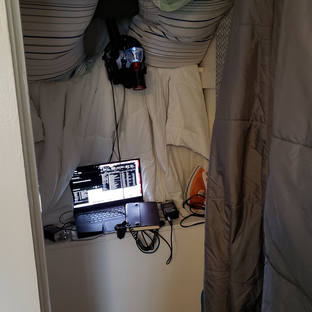 samuelpatrick__'s tweet image. Recorded "Duh" in a closet... here's a bit of background on that.

soundcloud.com/unclesammc/thu…
#ThursdayFirst