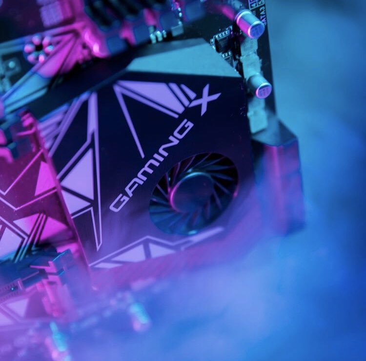 aorus_es's tweet photo. X570 Gaming X, una placa base ATX con socket AM4 y chipset AMD X570 que te permitirá sacar todo el partido a los procesadores Ryzen más actuales 😍
#gigabyte #aorus #x570 #amdx570 #x570gamingX #aorusx570 https://t.co/gVBMfdto1K