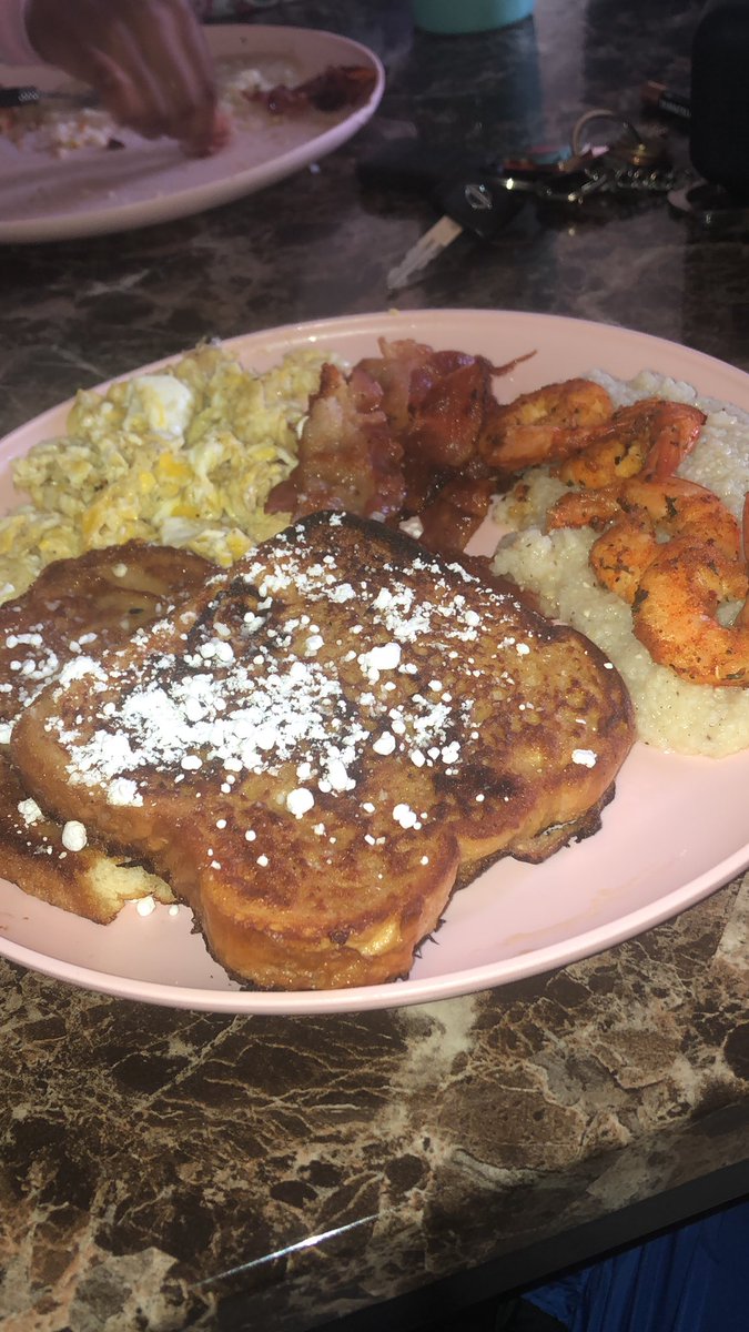 TR3daP's tweet photo. Morning Bussdown😍🍽 https://t.co/XkTPxEJH6p