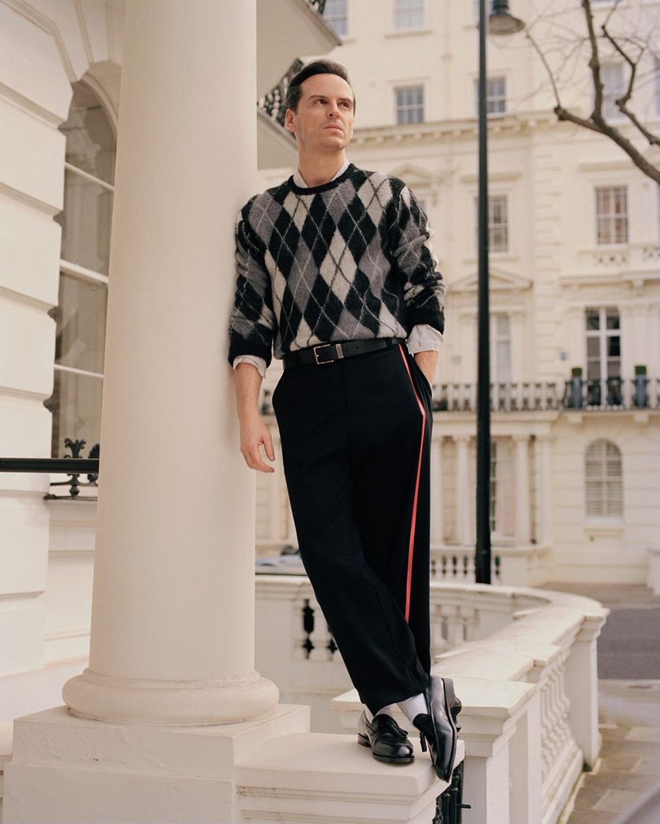 AScottSource's tweet photo. Andrew photographed by Lauren Maccabee for Man About Town (April 2020) #AndrewScott https://t.co/lSPswKGv5w