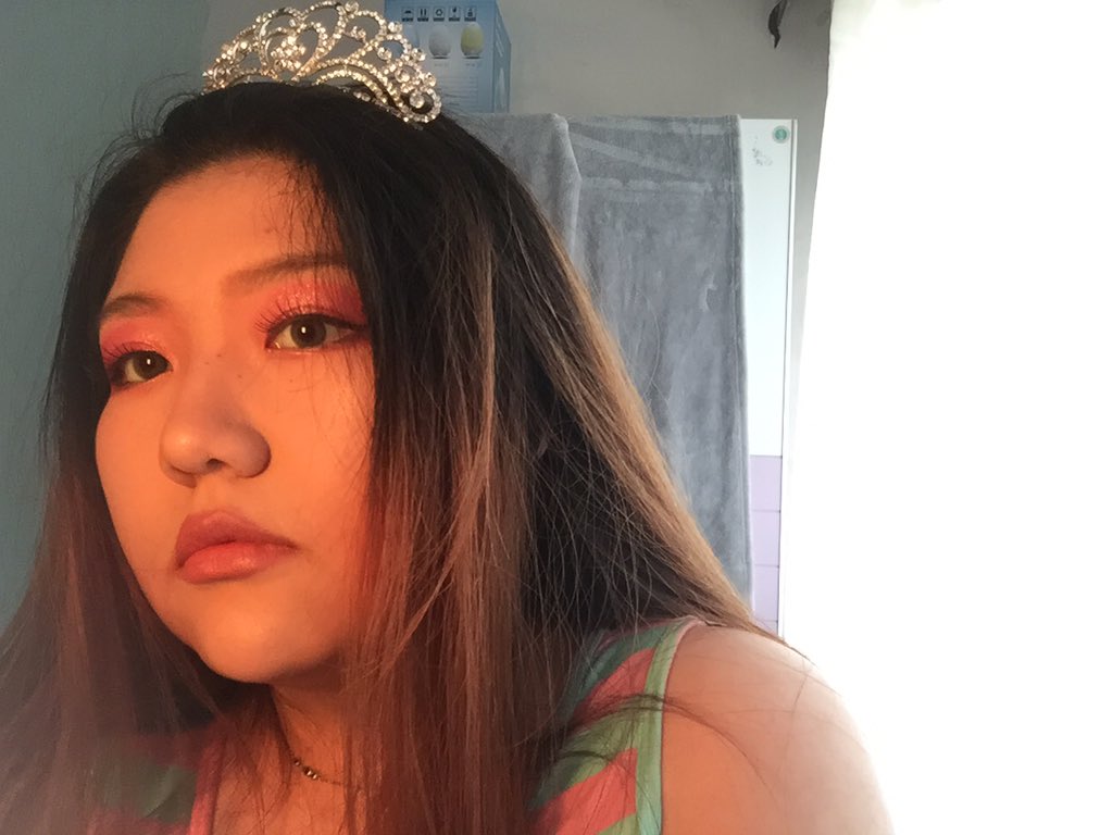 lirenano's tweet photo. You Should See Me In the CROWN https://t.co/kSmSBBm3az
