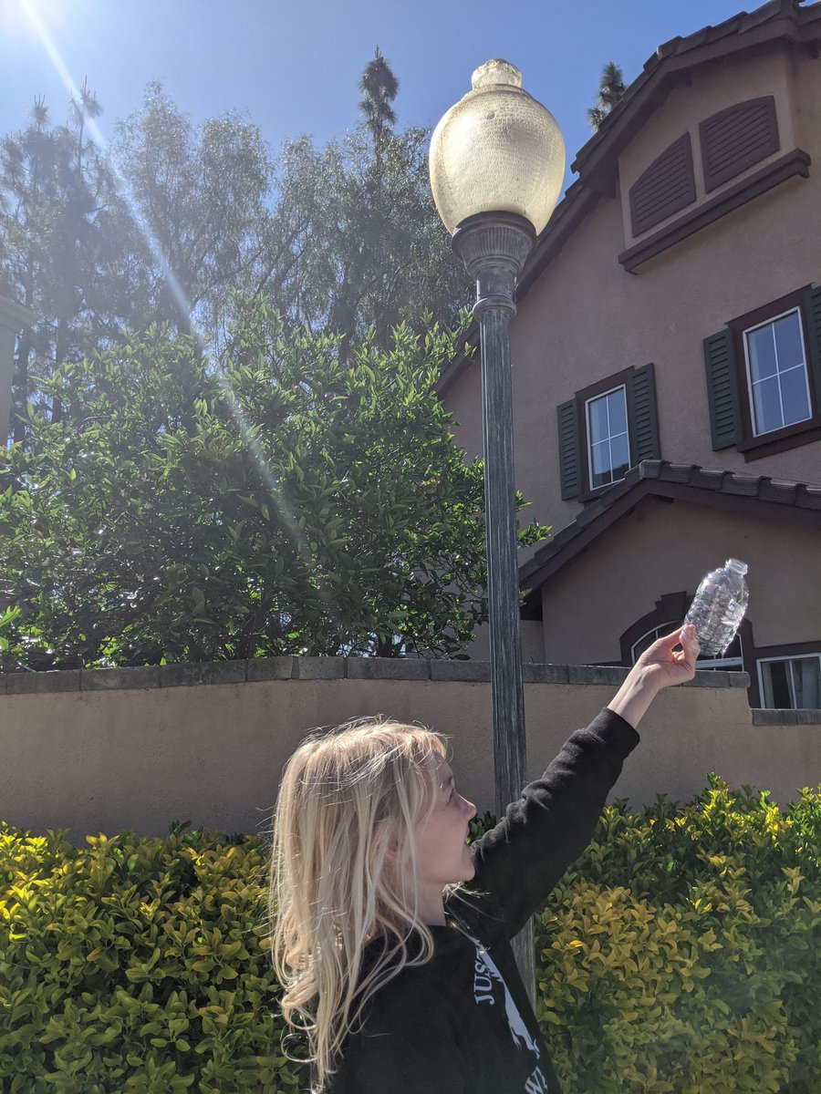 Athompson37's tweet photo. Distance learning.  #mysteryscience #isaacnewton #4thgrade #rainbows @terra_vista1994 @EtiwandaSD https://t.co/sZSjQNdASG
