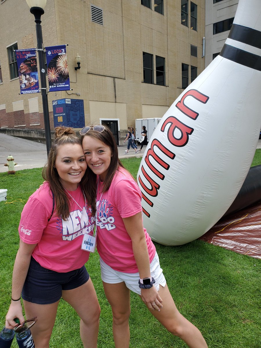 🚨🚨Just one week left! 🚨🚨 Don't waste another minute, get your New Roo Weekend Leader application in today. uakron.edu/nso/nrwleader