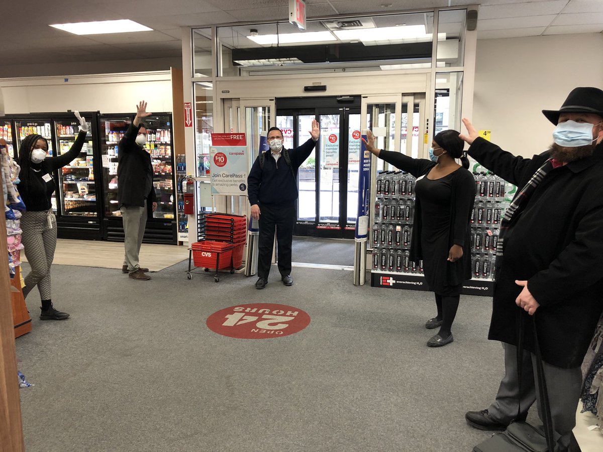 Always great to recognize a store manager and their team for a significant shrink make to budget in 2019!!  This also marks the 3rd straight year of making FS shrink. Well done Itavia and store 2962. You deserve this social distancing high five! #TheBigR10 <a href="/dwoodCVS/">Don Wood</a> <a href="/jbeswick714/">John Beswick</a>