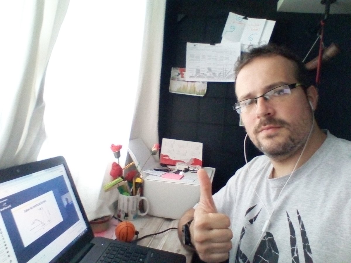 EricZapater's tweet photo. Muchas gracias #AgileDelivery. Aprovechando el confinamiento para seguir aprendiendo.
#AgileDeliveryWelcomePack https://t.co/OfQfhf9RYD