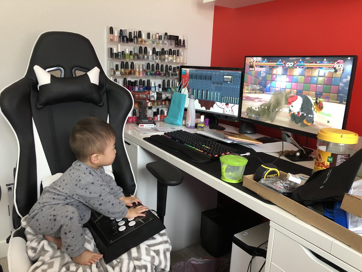 tim_ho's tweet photo. Future Bears player?! I must show my son the Mishima ways. #Tekken7 https://t.co/Ot6oWEj9r8