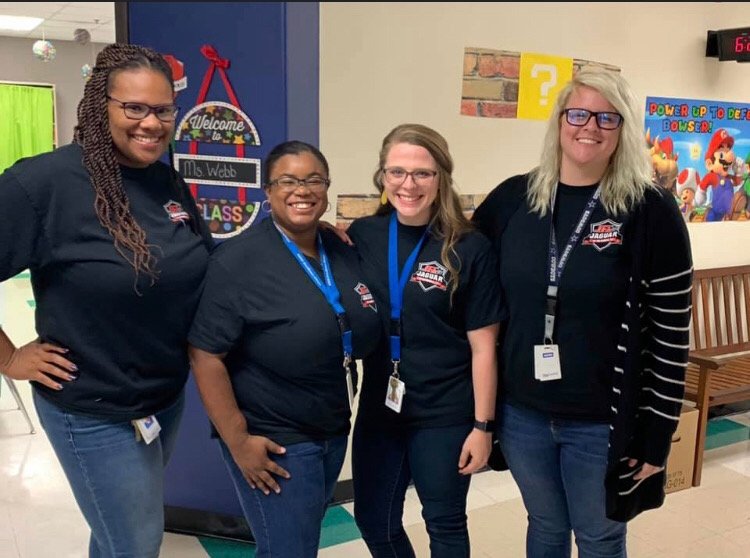 msrwebb1's tweet photo. Smith Spirit Week! I love my team. These ladies are the best!!! @MrsJenkins3rd @MrsNickerson_ @MsTimms3 #bjsmith #smithleopards #Integritas ❤🦁❤ https://t.co/kJmareNdaA
