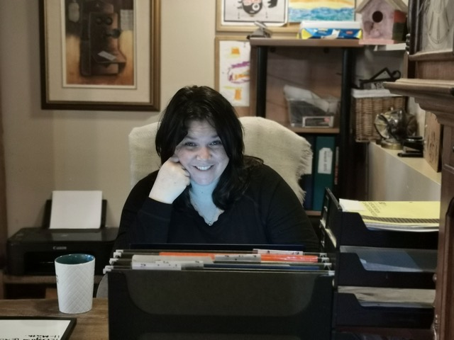 QuinteChildHome's tweet photo. School looks a little different these days for everyone. Our students and faculty at @ApplewoodSchool have adapted well to online learning and teaching. 

Here are some shots of them in action! 
#virtualschool #onlinelearning #zoomschool https://t.co/7b69DSMBVG