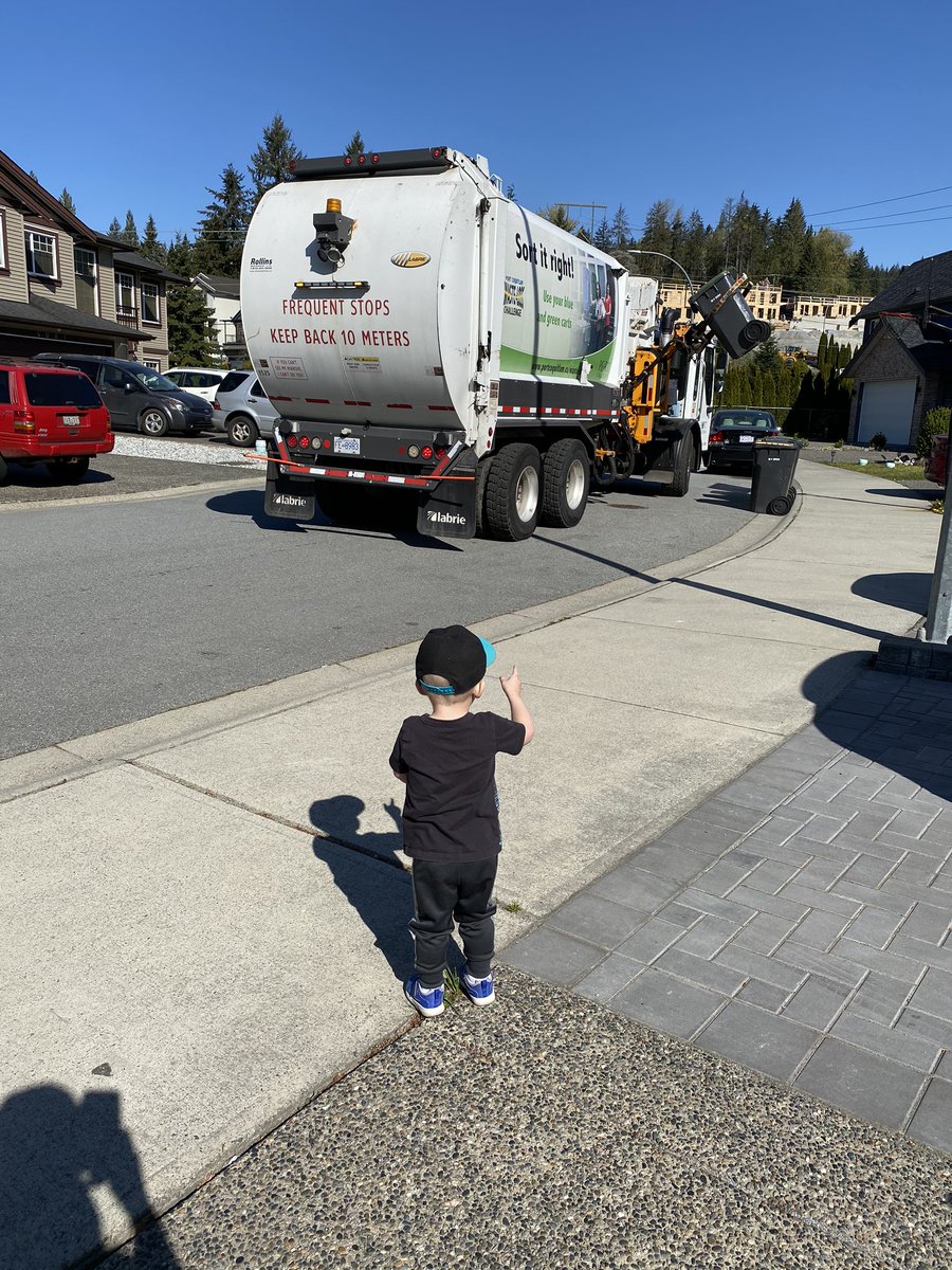 The <a href="/CityofPoCo/">City of Port Coquitlam</a> green truck made this guys day today! Thank you 👋