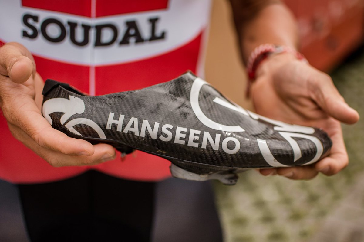Flandrien3's tweet photo. Maybe the smartest and most versatile rider of the peleton @HansenAdam of @Lotto_Soudal gives an insight on how to make carbon fibre cycling shoes. For more information, please check out https://t.co/SRTd19eCWf!

https://t.co/TmB7Ueonkz https://t.co/mAf2RUTY9J