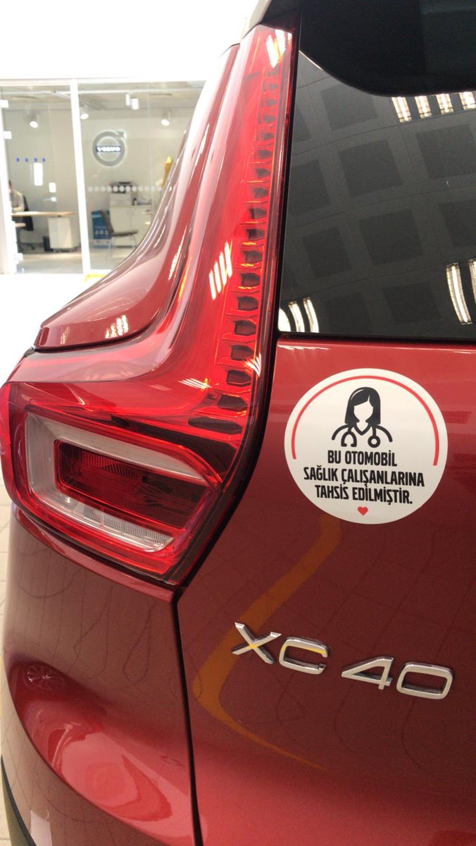 sozens110's tweet photo. Volvo Car Turkey olarak Sağlık Bakanlığımız ve İstanbul İl Sağlık Müdürlüğümüz ile birlikte sağlık çalışanlarımızın hayatını bir nebze de olsa kolaylaştırmak bugünlerde en büyük arzumuz. Yetkili Satıcılarımız ile de Türkiye’nin diğer illerinde...
#staysafe #evdekal https://t.co/zAhcuX6pPL