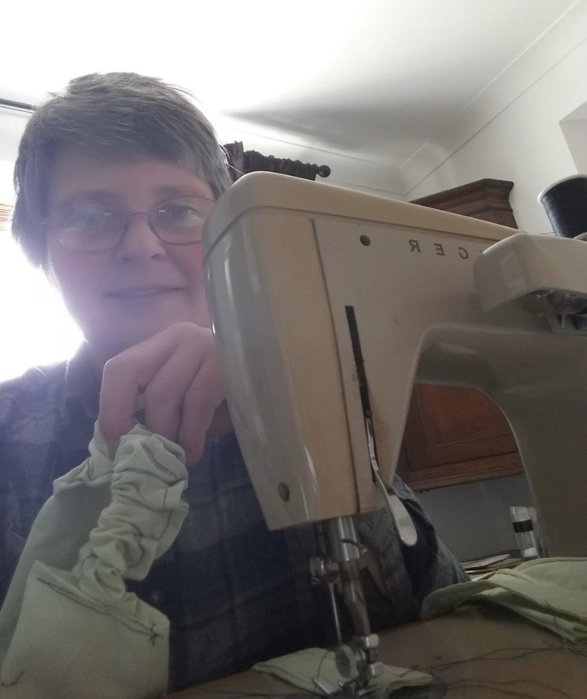 RawlinsAcademy's tweet photo. The last #SewingMachineSelfie pair for today are our wonderful science technicians, Mrs Carlow and Mrs Williamson - amazing ladies, thank you! 🧵👏🏻 https://t.co/1dHfg4ZQfS