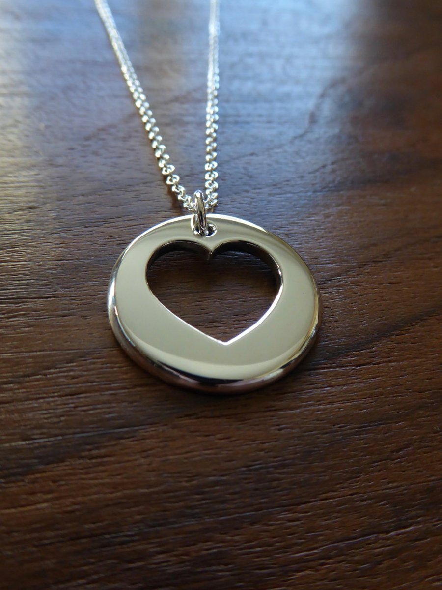 WowMakes's tweet photo. Silver Heart In Circle Pendant & Necklace By Gorjess Jewellery! Hand Crafted With Personalised Name Option Buy Yours Today > https://t.co/8nQ97bNyhY #jewellery #sterlingsilver #handmadejewellery #giftsforher #UniqueGifts #wowmakes #handcrafted #pendant https://t.co/dKc8E7T7pX