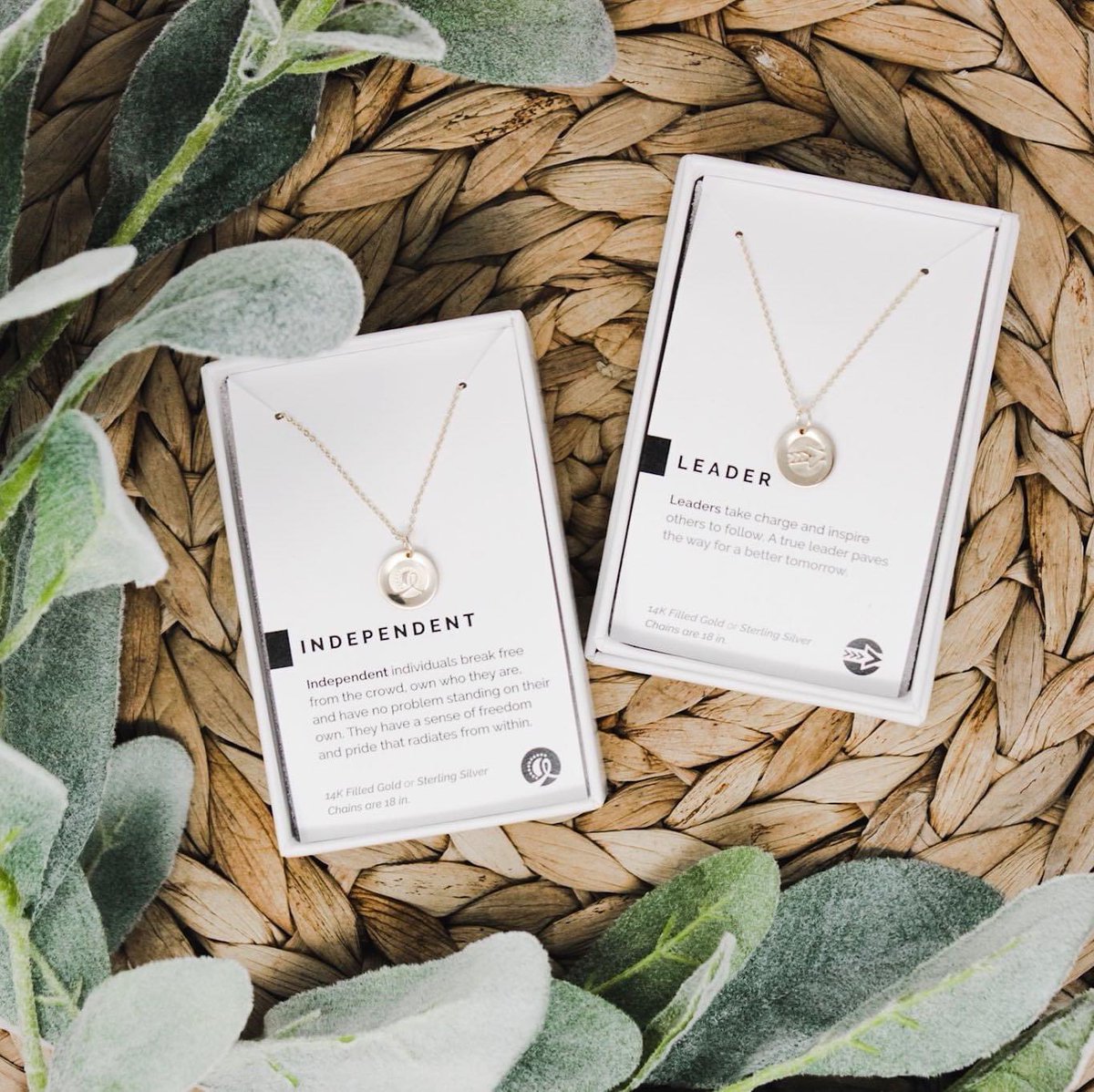 piecesofmeco's tweet photo. Here at Pieces of Me, we strive to empower women to embrace what makes them beautifully unique 🤩 Whether it be their strong sense of determination, bold personality, or their sassiness 💁‍♀️ #wearwhoyouare https://t.co/THrsjtwwc2