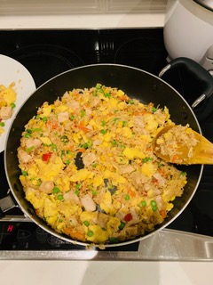 STAHSCoCurric's tweet image. Elena has been busy cooking and baking this holiday! Carrot cake pizza and paella! Let Miss Hicks know what you&apos;ve been up to! #LockdownInspiration