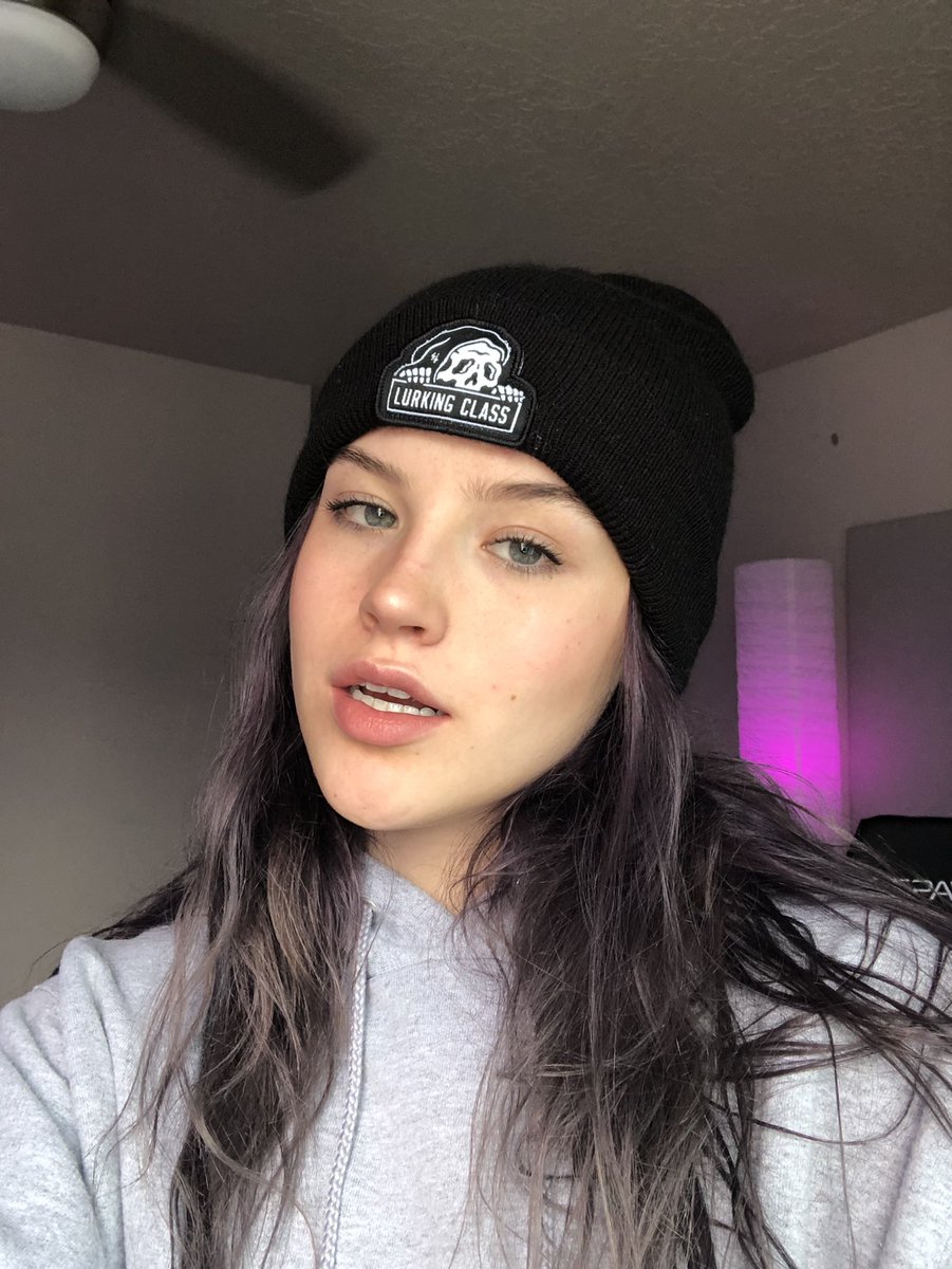 ugheav's tweet image. 10k followers? nah. 10k cutie patooties &amp;lt;3