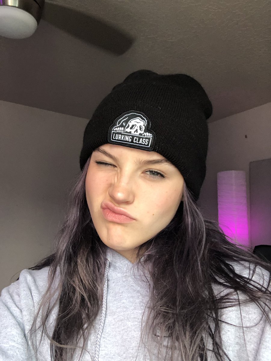 ugheav's tweet image. 10k followers? nah. 10k cutie patooties &amp;lt;3