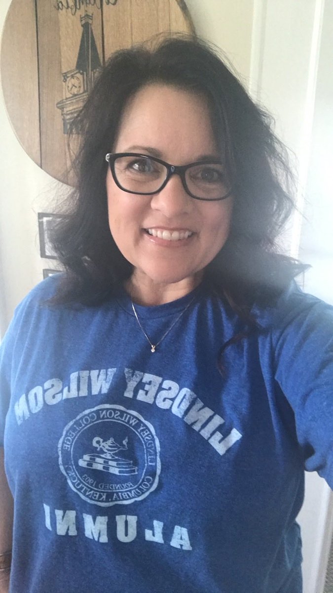 lwc_online's tweet photo. Miss @TommieAnn_ is supporting her LWC blue today! 💙 #TeamLWC #LWCisFamily #iamaBlueRaider @LWCSGA https://t.co/N6iAXVRiQn