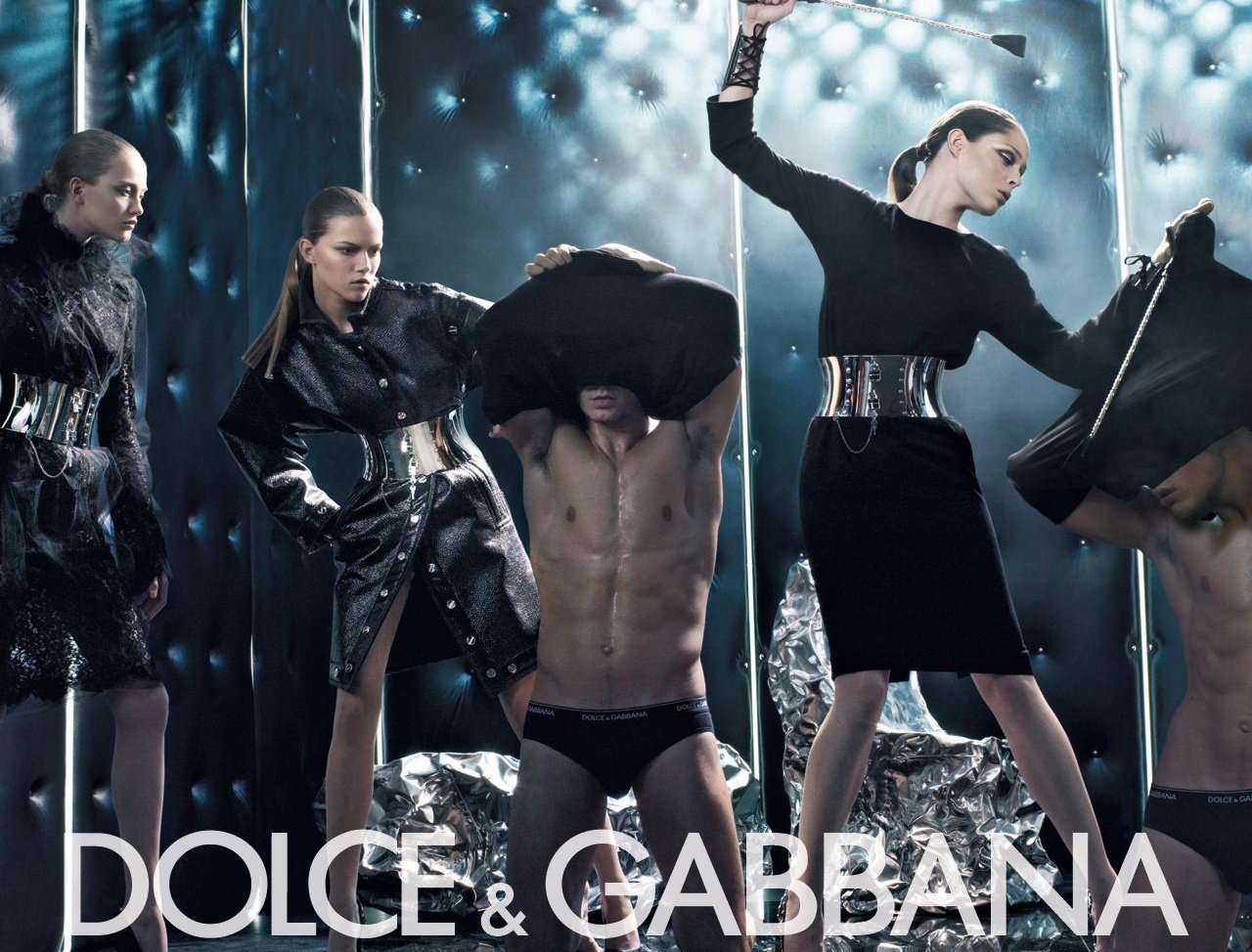 Dolce gabbana top controversial ad