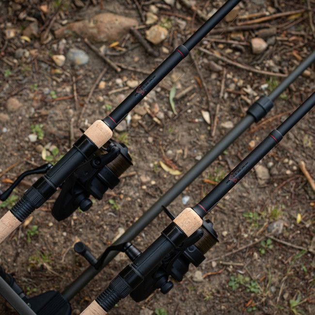 Angling Direct on X: Nash Dwarf Cork Handle Rod 👉  Blending traditional design with contemporary function these AD exclusive  carp rods are available from 6ft to 10ft with test curves between 2lb