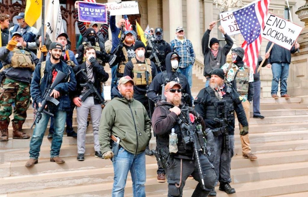 Frenchbiche's tweet photo. If anyone ever asks you why inbreeding should be illegal, just show them that picture.
#MichiganProtest #COVIDIOTS #Murica #TrumpsSupporters https://t.co/k2fT6Vmb0H
