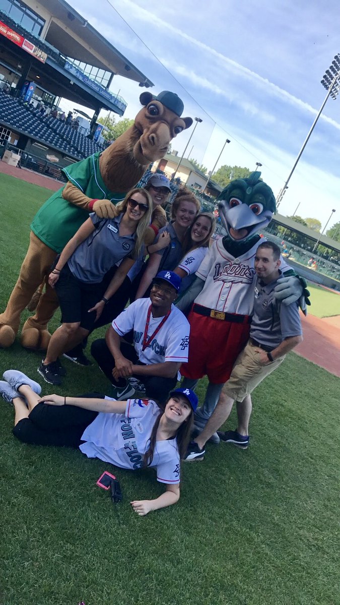 Twardynski22's tweet image. We would have been running around the ballpark like a crazy people at this point. Missing Baseball, missing our staff, missing the crazy bird and missing our fans. 
Happy 14th Opening Day @greatlakesloons fans! #NestLevelFun