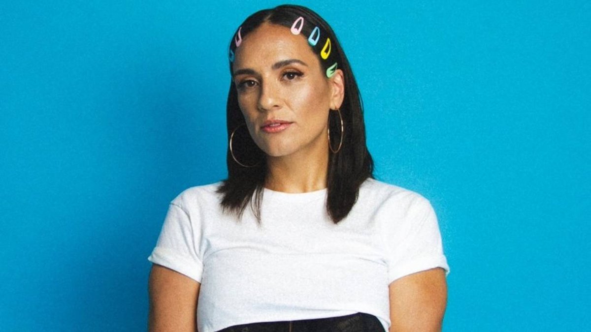therepubliq's tweet photo. WATCH: Nashville-based queer Filipino-American singer-songwriter @mercybell delivers a powerful autobiographical ballad with "Black Dress" from her new, self-titled album. https://t.co/XgWgQRU95r
#newmusic #mercybell #blackdress #gaytxmusic https://t.co/QxOXb7RaB3