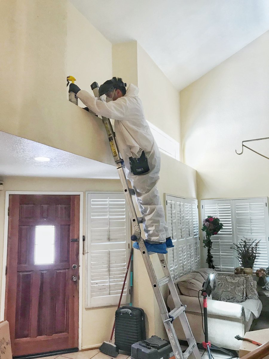TraumOne's tweet photo. Cleaning and decontaminating with compassion and care is what we do. From private residences to commercial spaces, our team has the pre-pandemic expertise needed to successfully and thoroughly complete the job. #CompassionFirst #Coronavirus https://t.co/kKhOvZvxwU