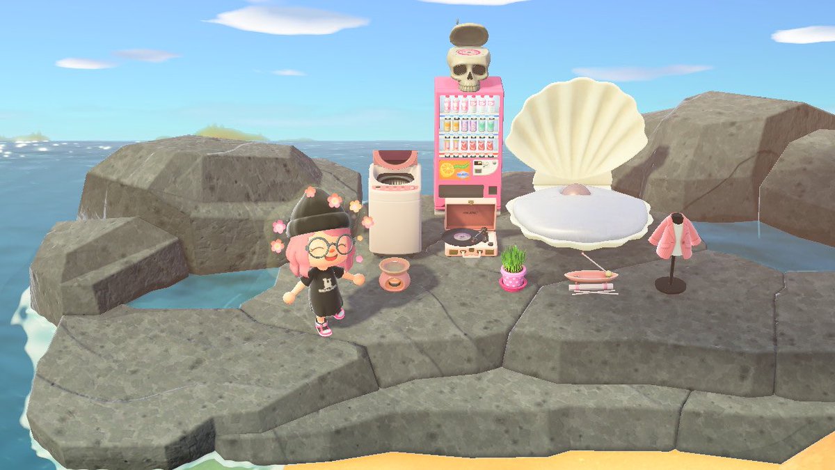 psychflaws's tweet photo. 🐚🌸 My First Giveaway! 🌸🐚

*One person will win everything pictured*

How to enter:
~Follow me
~ RT this tweet
~ Let me know who your favorite villager is!

Ends Thurs, April 23 @ 8PM EST 
#acnh  #ACNHGIVEAWAY https://t.co/b4gmPyx03h