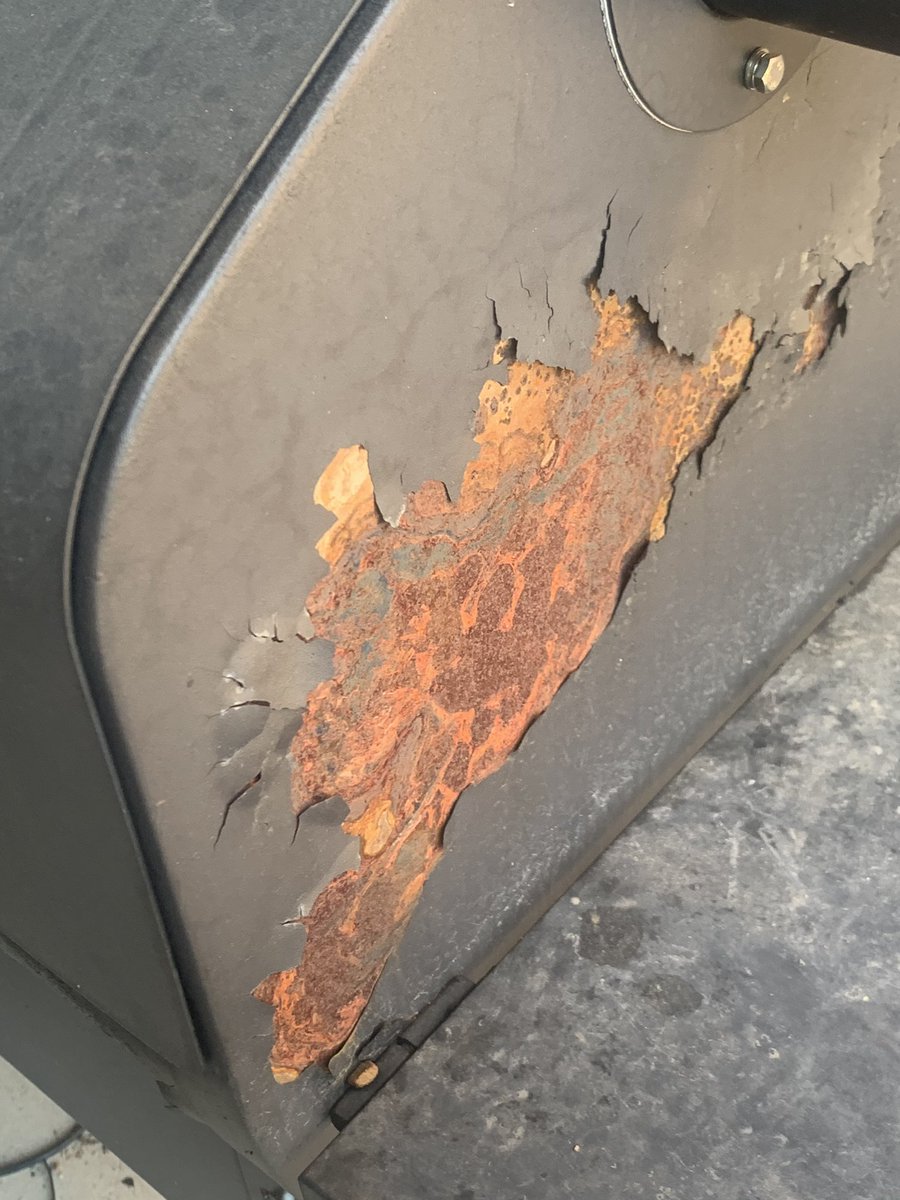 j_nelson76's tweet photo. I have had this @GMGrills for less than 2 years and this is the shape it is in. Absolutely horrible! My @TraegerGrills is 8 years old and still the best I have used. What can you do @GMGrills? @TraegerGrills stands behind their products. Do you? https://t.co/y1aCVP4oDx