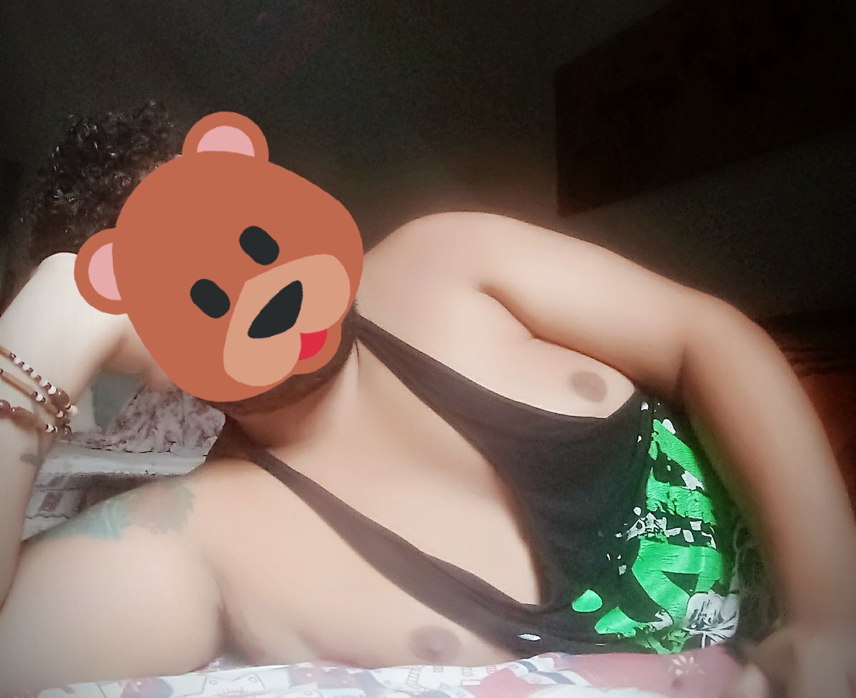 ContoFodas's tweet photo. Vcs tb sentem tesão na teta? Eu amo que amém meus peitões 🤤🤤 Cadê os bezerros de SP? #bezerros #mamadores #amamentadordemachos #chubbybottom #StayHome #chubbyfatguys #BEARD #tesaonopeito #boobs https://t.co/XGyk38KCkh