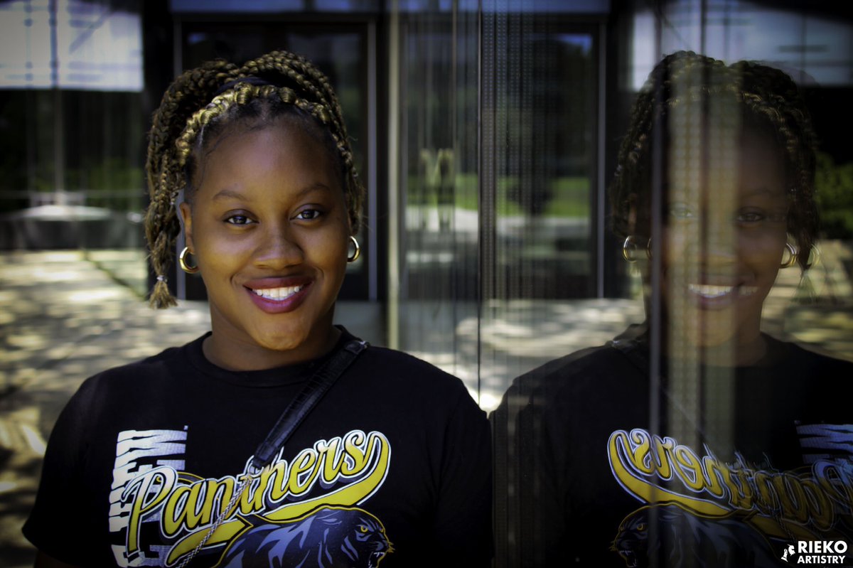 ShardaeWilcox's tweet image. Brown Skinned 🌞🍫

“My personal photographer” 💓
@rieko_aroha