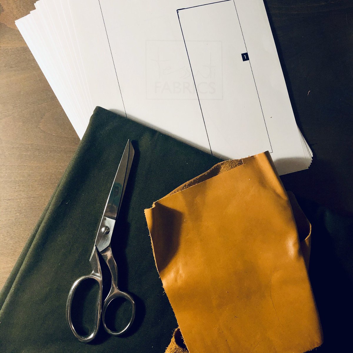 Samizabeth's tweet photo. Prepping for this weekends project!
#samscribbles #sewing #sewingproject #making #diy #nogiveawaysinthehashtags https://t.co/dex5dOG9Dt
