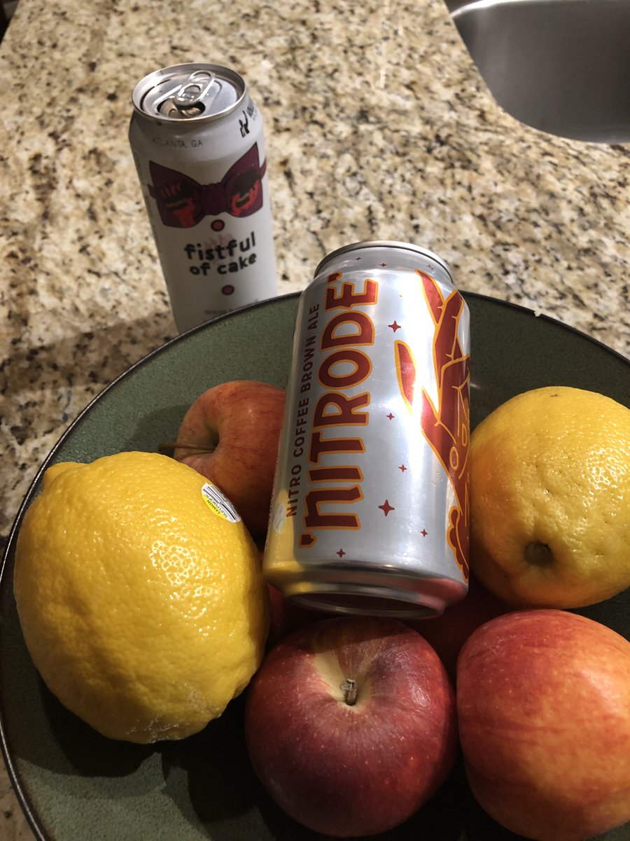 CorpseEye's tweet image. Picked up some Hand Sanitizer @BeerWildHeaven and traded one @MondayNight for three. 👌🏻